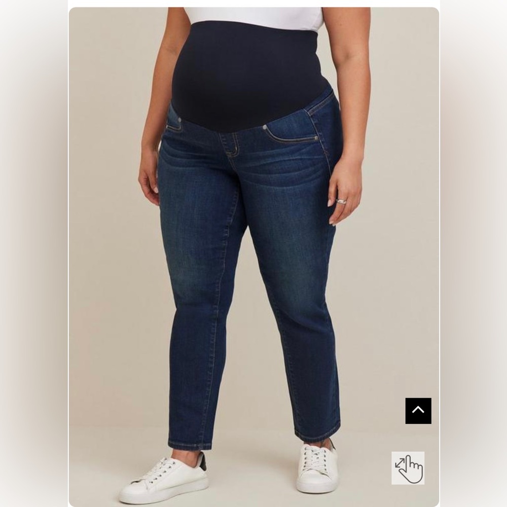 Torrid Maternity Boyfriend Straight Super Soft Mid-Rise Jean